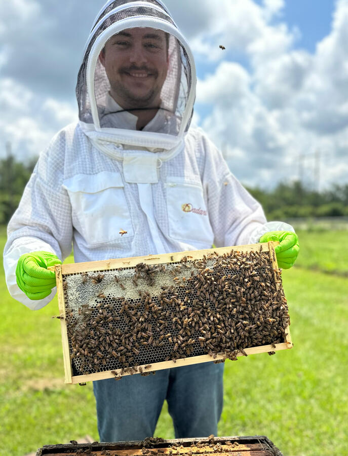 On set of USDA-ARS Bee Lab video On set of USDA-ARS Bee Lab video